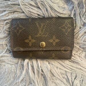 Louis Vuitton Monogram 6 Ring Vintage Key Holder